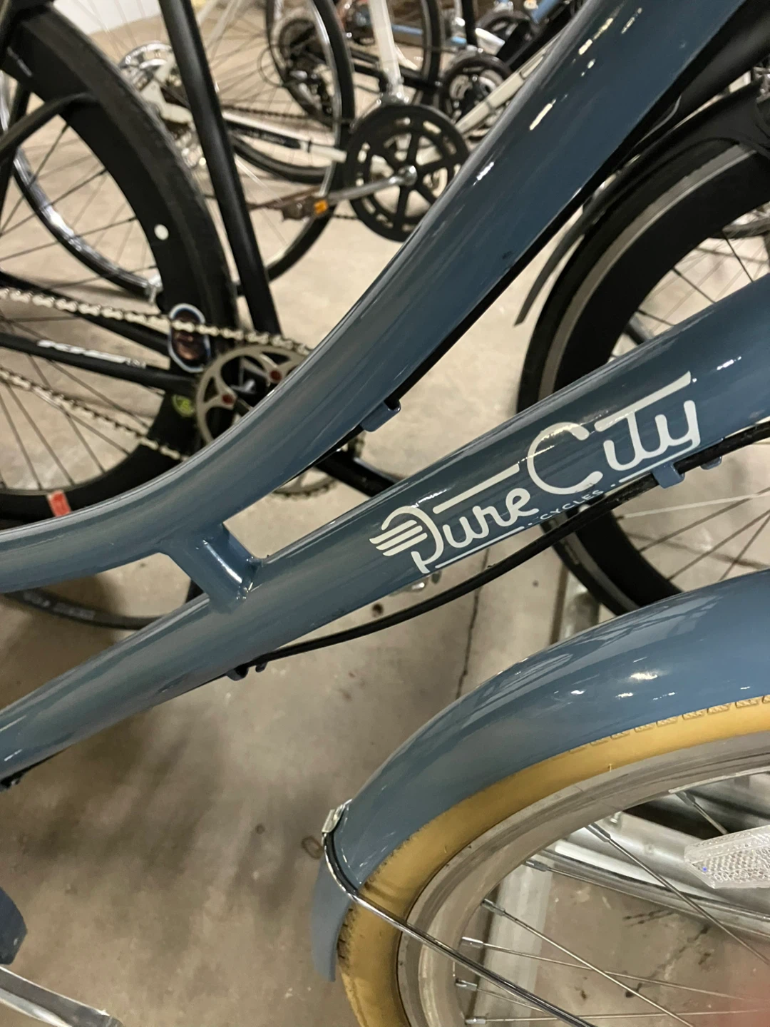 Pure City Women's Cruiser Bike - photo 2