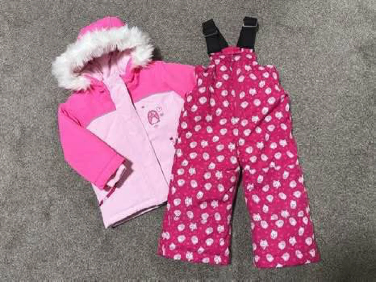 ⭐️SALE⭐️95% New Gusti 2-in-1 Pink Snow Suits / Jacket & Pants