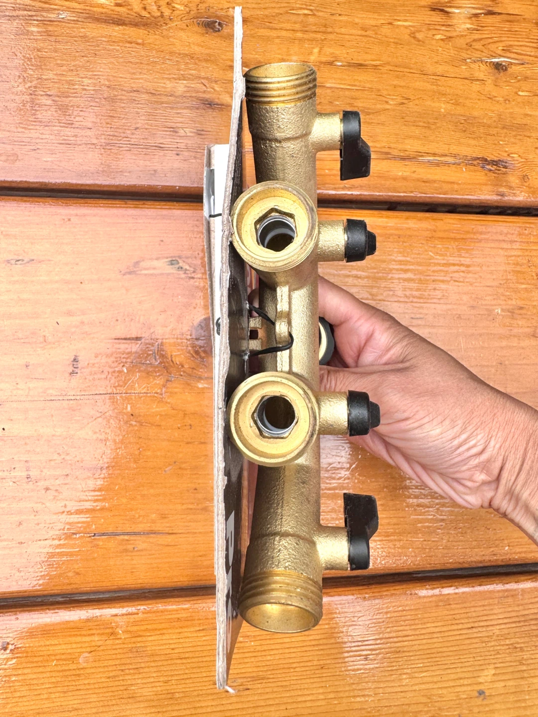 Gilmour Brass 4-way High-flow On/Off Valve Manifold Hose - photo 4