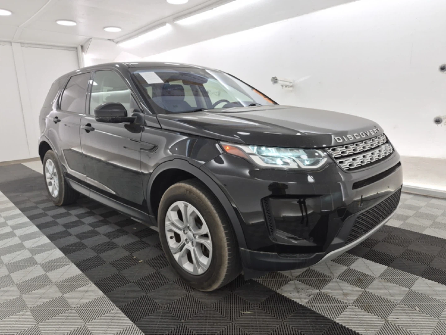 2020Land Rover Discovery Sport