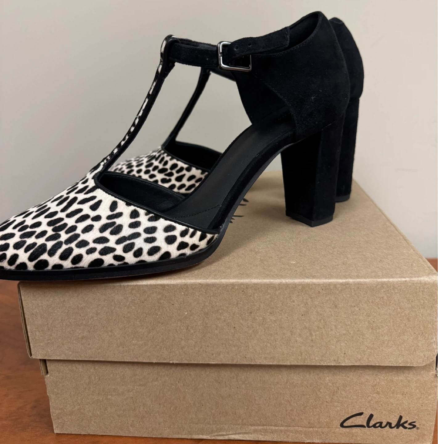 Clarks T-Bar Animal Print Heels - photo 3