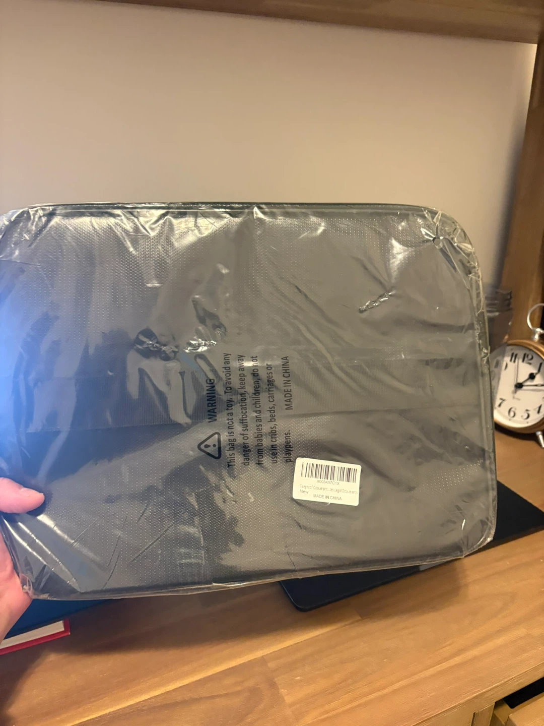 Fire proof document holder - photo 2