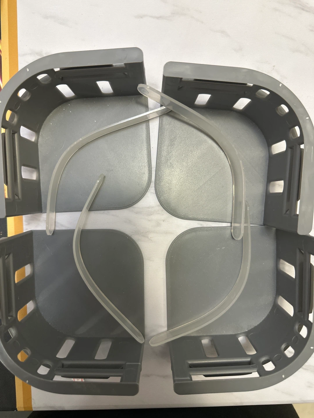 ⚽️Bed Sheet Holder Corner Grippers (4 Pack) - photo 5