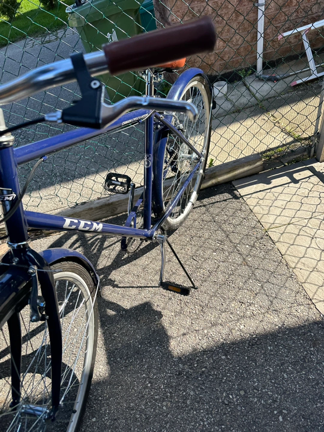 CCM Blue Cruiser Bicycle new - photo 5