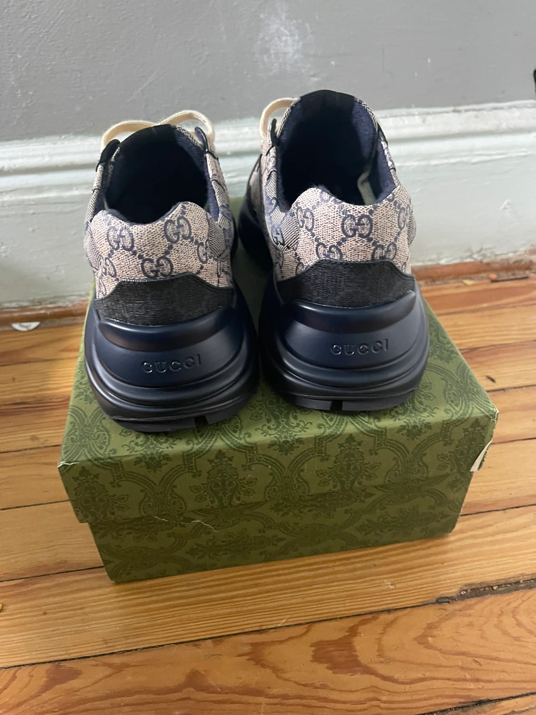 Gucci "GG" Canvas & Leather Sneakers - Size 42 - photo 3