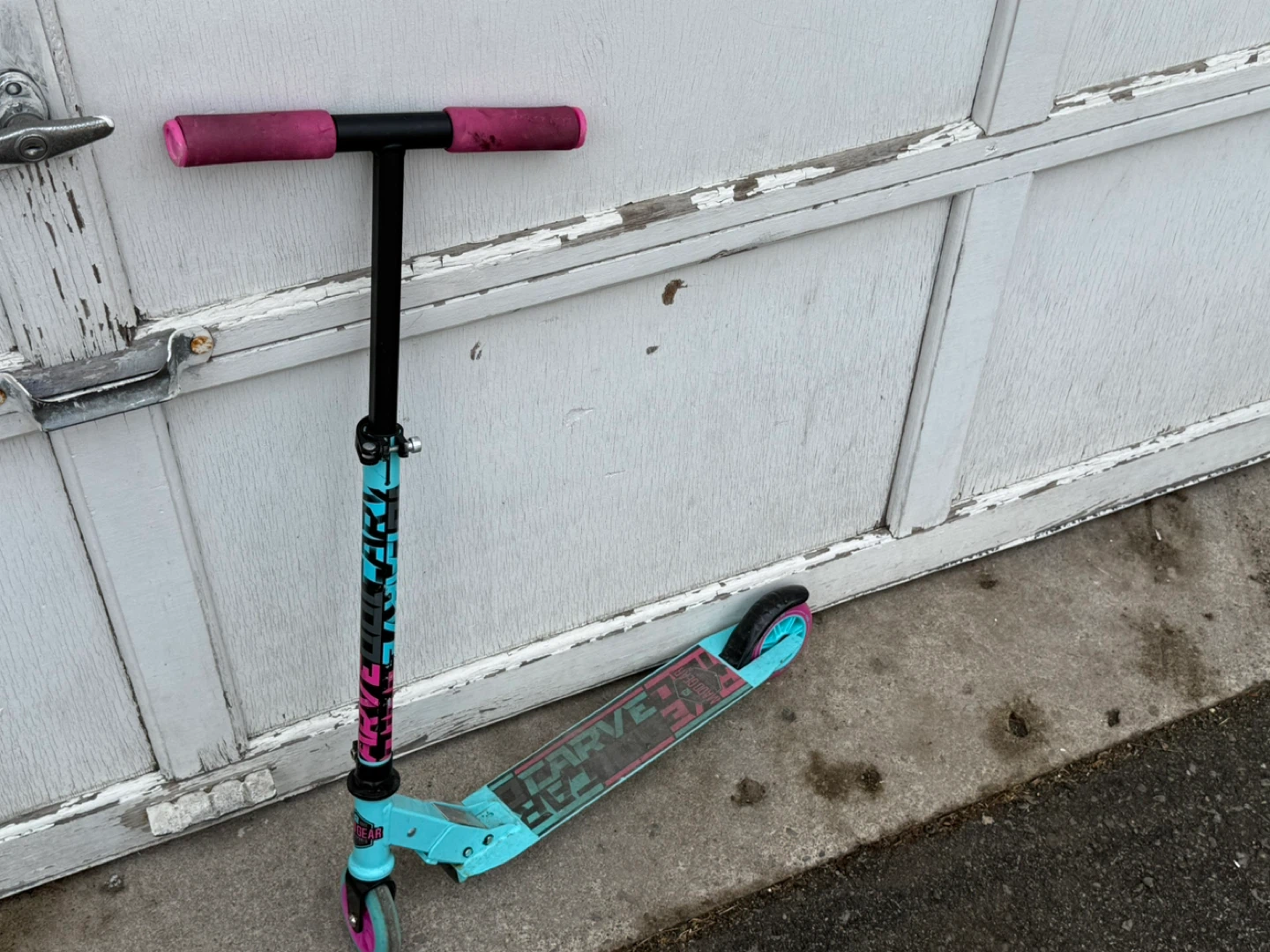 Carver 2-wheel Scooter - photo 2
