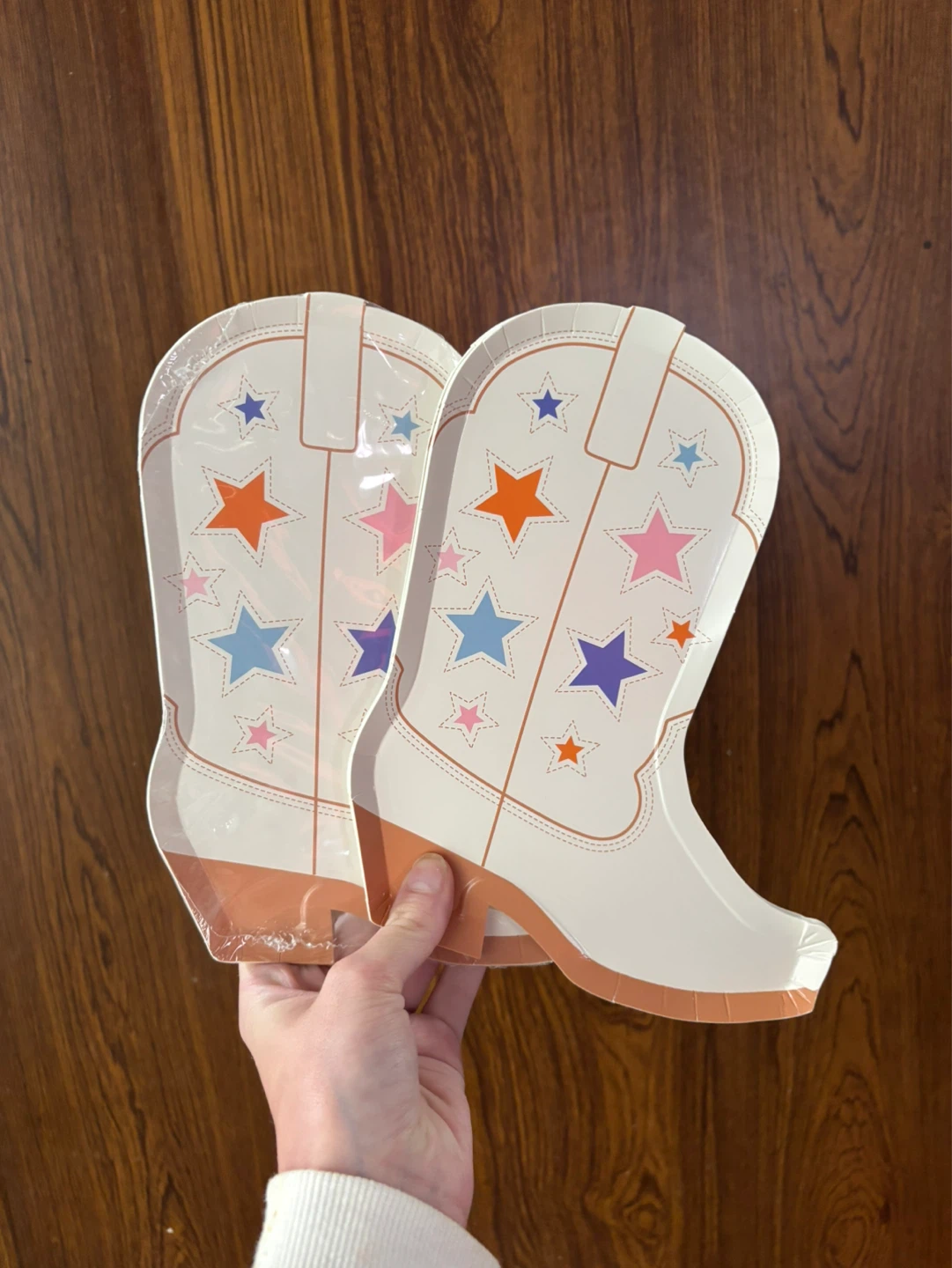 Cowboy Boot Shaped Paper Plates - photo 2