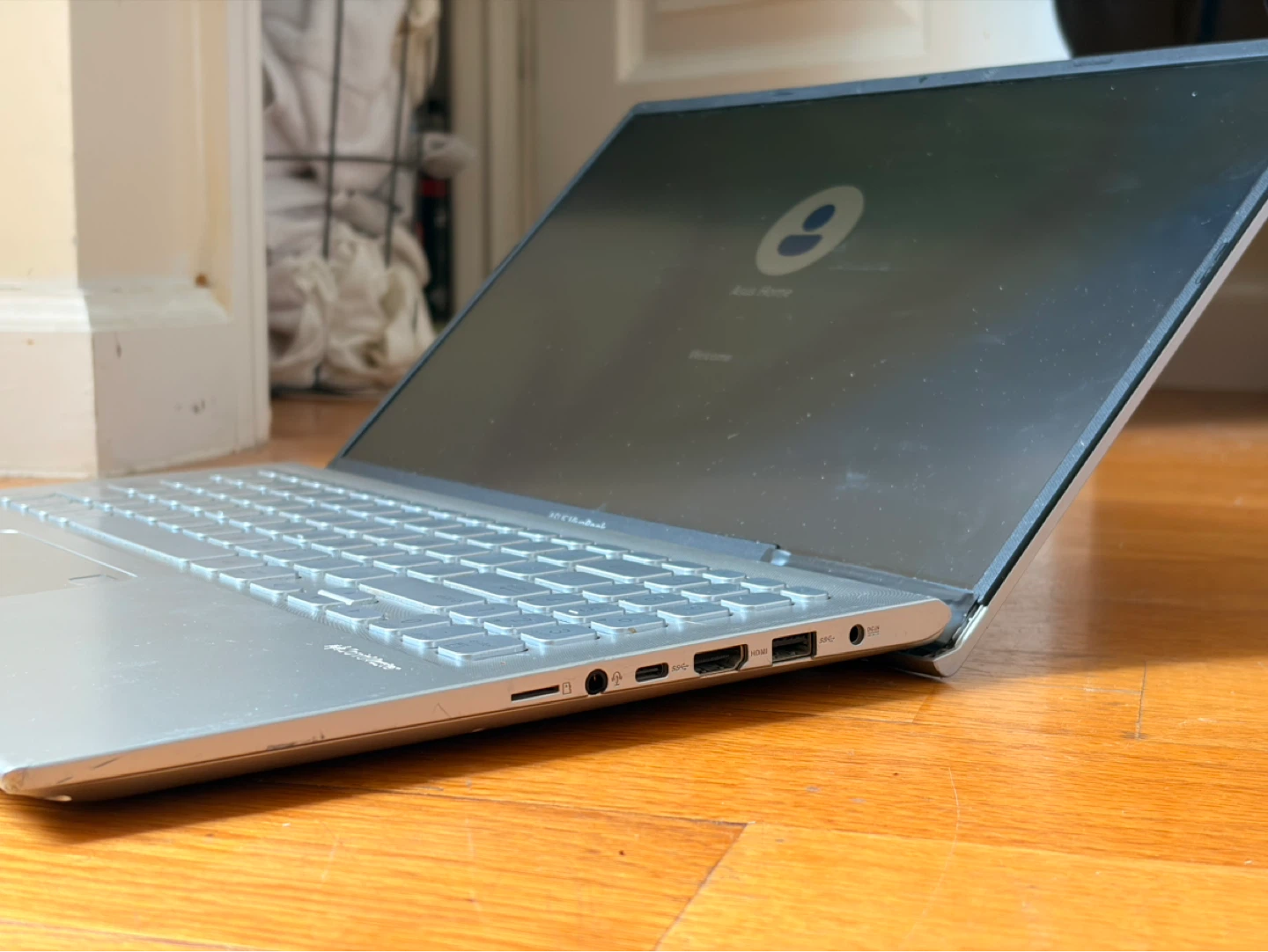 ASUS VivoBook X512FL Laptop — i7-8th Gen / 16GB / 500GB / Nvidia - photo 4