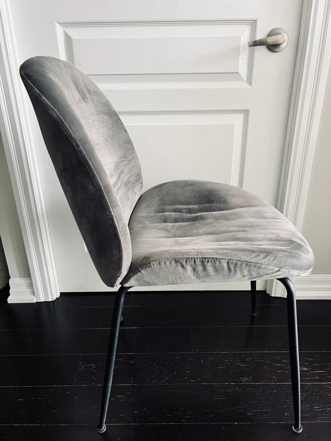 4 Dark Grey Velvet Chairs - photo 3