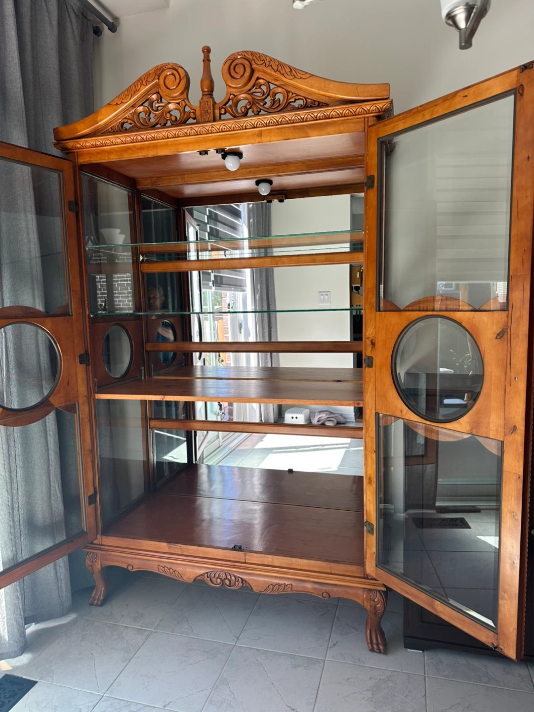 Vintage Curio Cabinet Display Case - photo 3