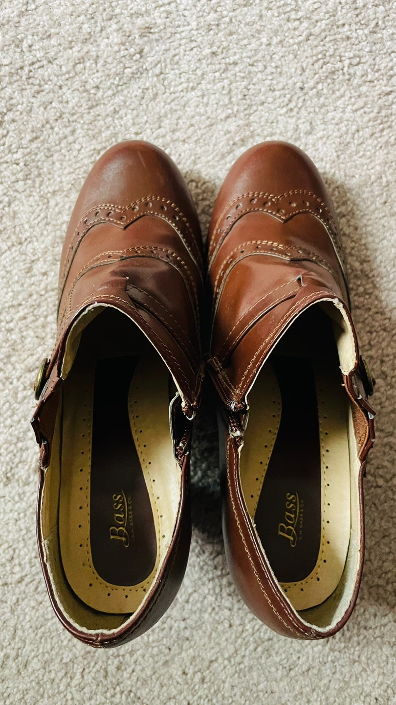 Brown Bass Leather Ankle Boots - photo 2