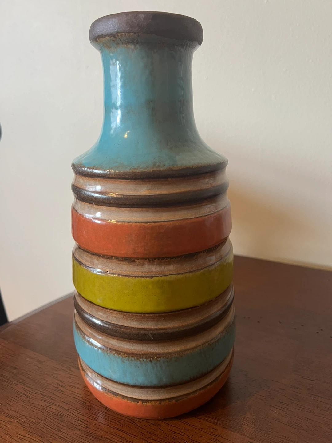 Striped Ceramic Vase ⚽️