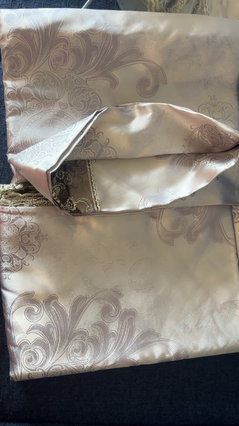 Satin bedsheet - photo 4