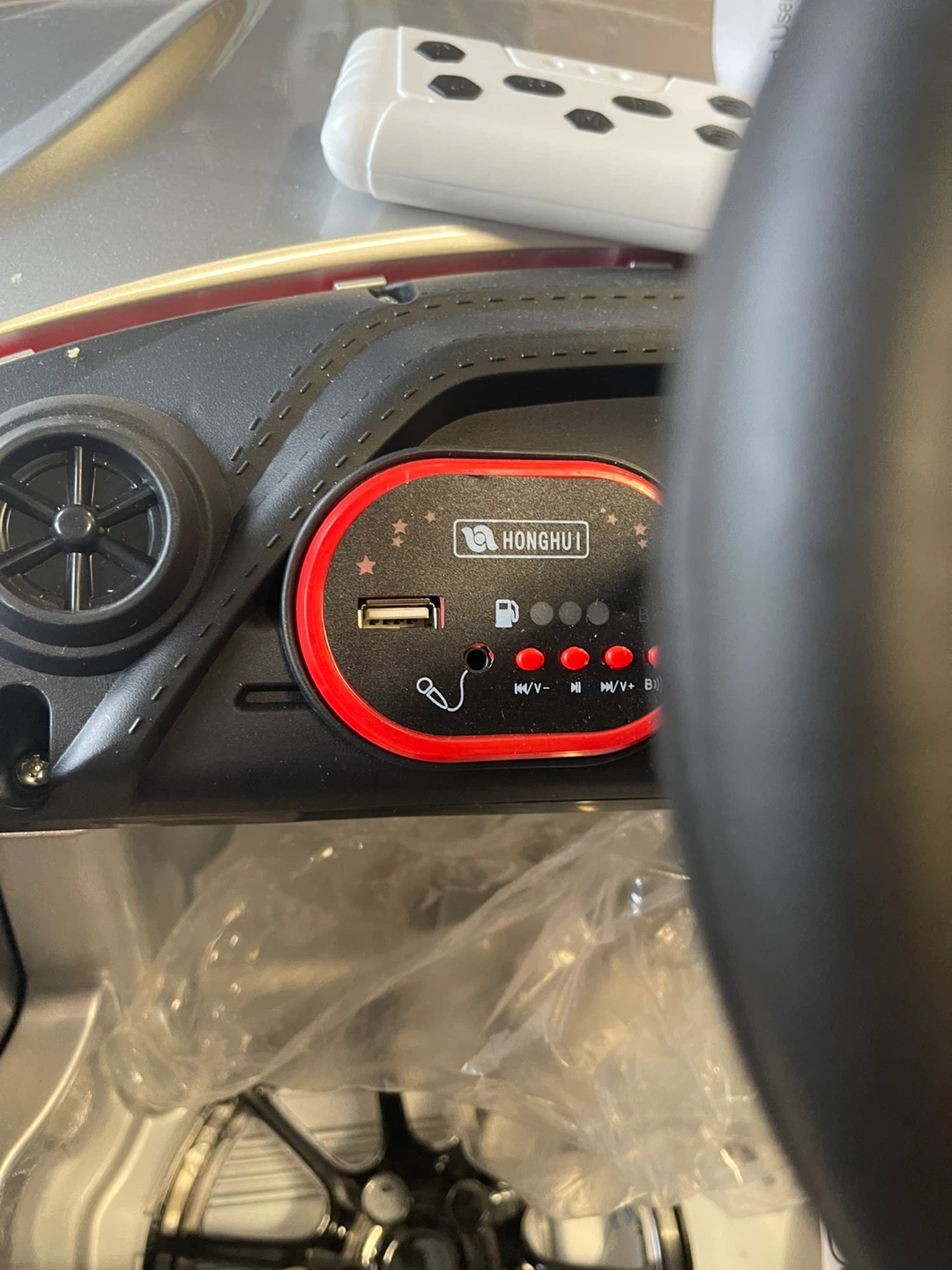 Ride-on Car Remote Control - photo 3