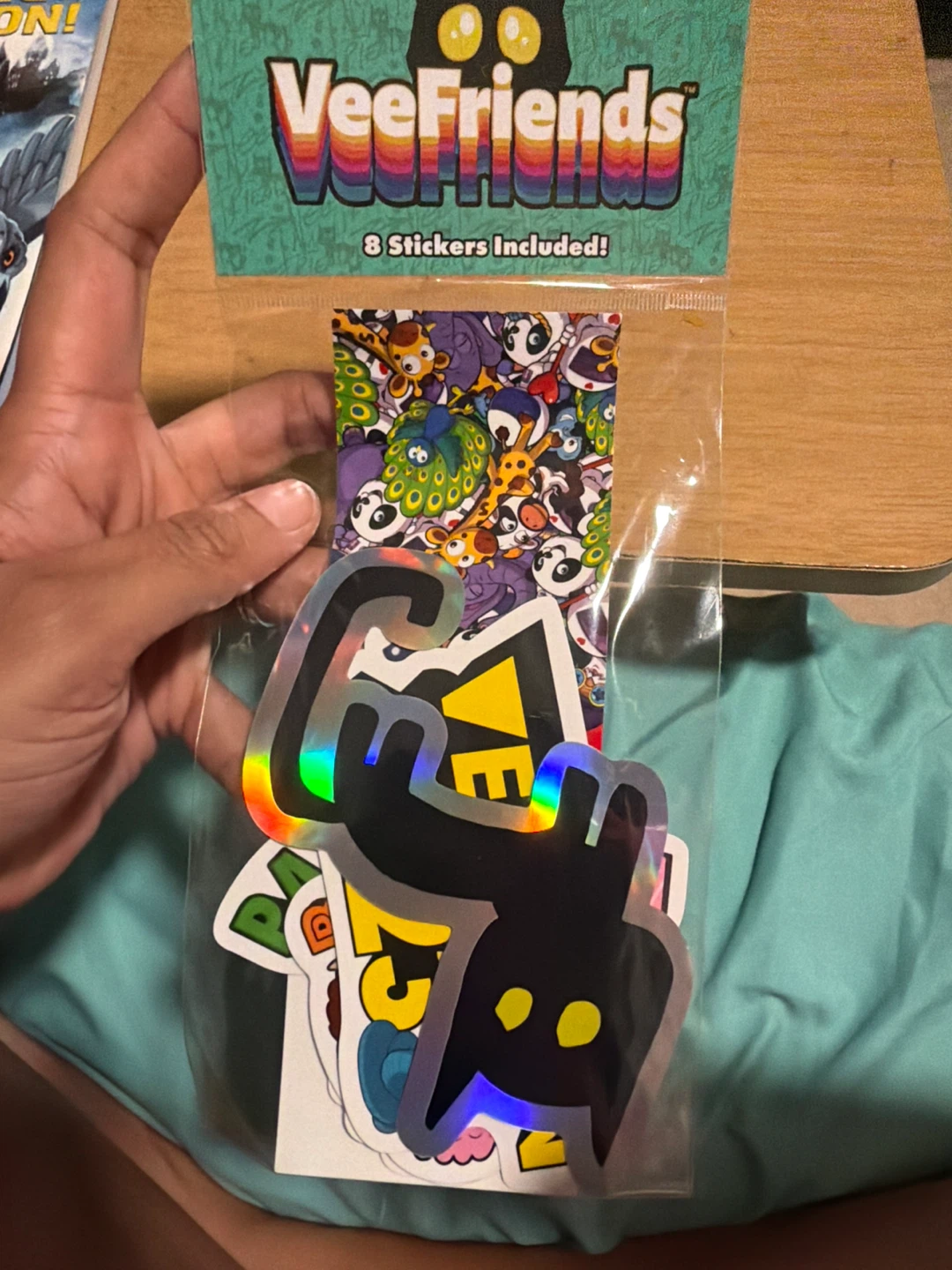 VeeFriends 2023 Sticker Pack 1 ⚽