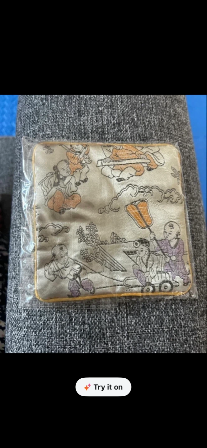 Small Embroidered Pouch with Tassel⚽️ - photo 3