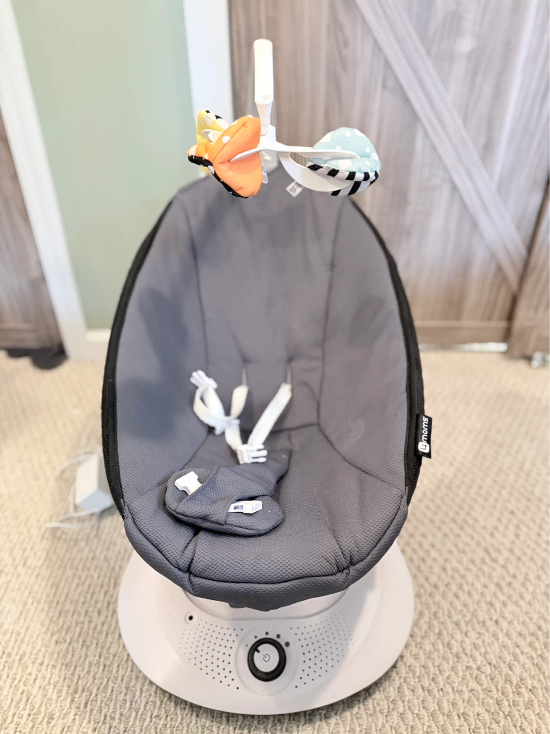 4moms MamaRoo Baby Swing Seat