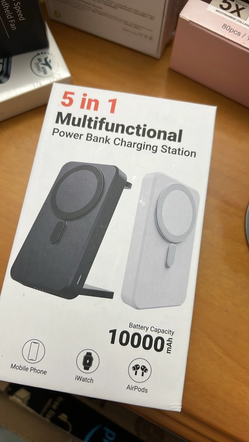 5-in-1 Magnetic Power Bank Charging Station 10000mAh - photo 5