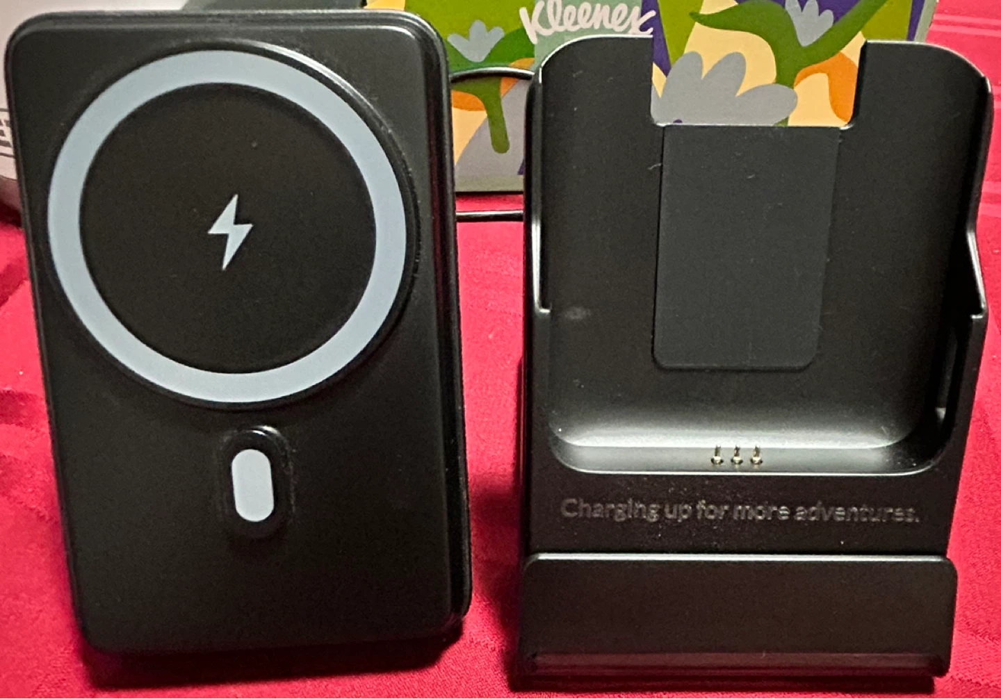Magnetic Wireless Charger and  Stand