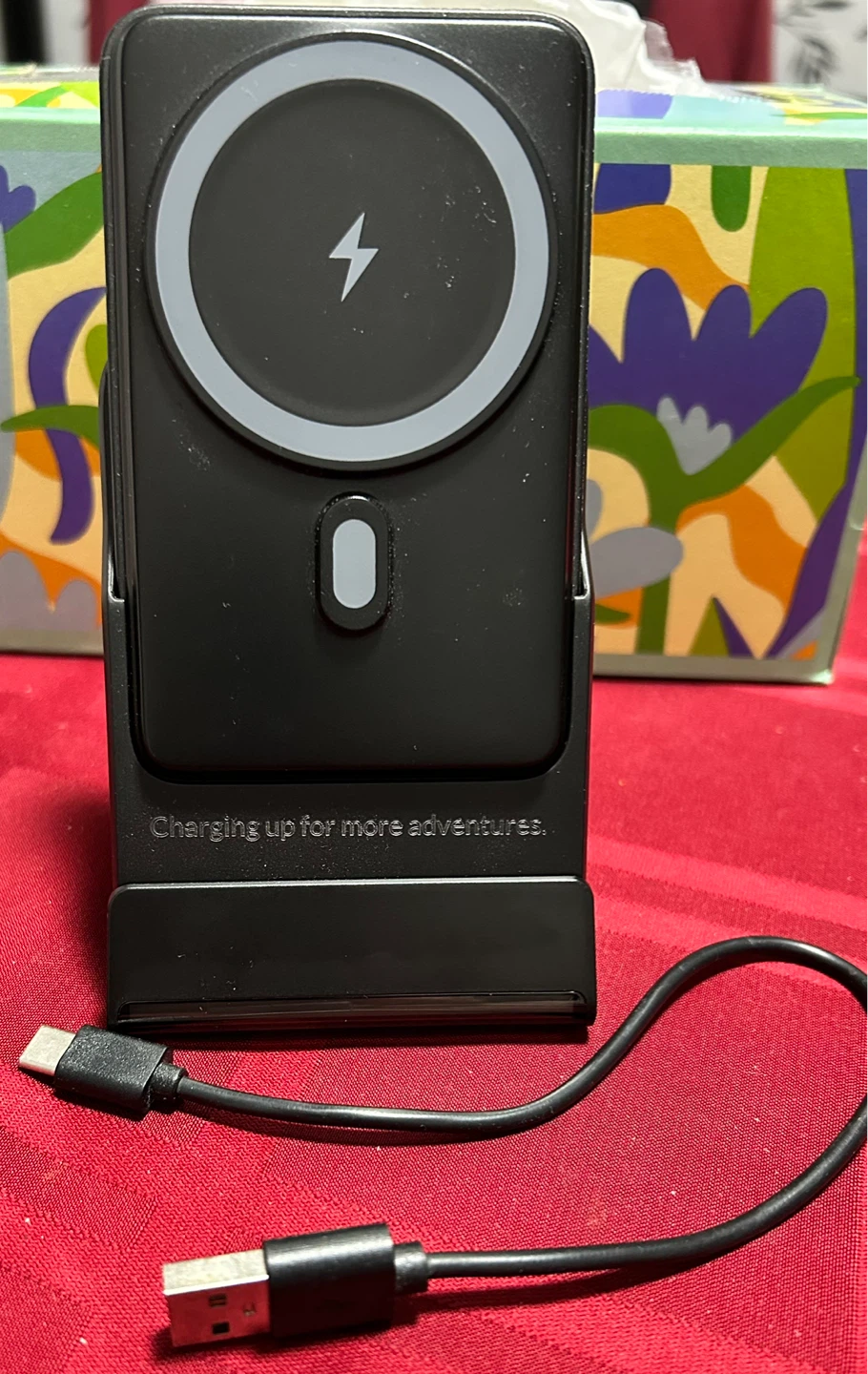 Magnetic Wireless Charger and  Stand - photo 2