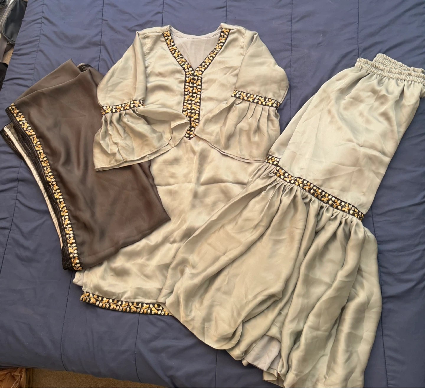 ⚽ Light Grey Embroidered 3-Piece Outfit