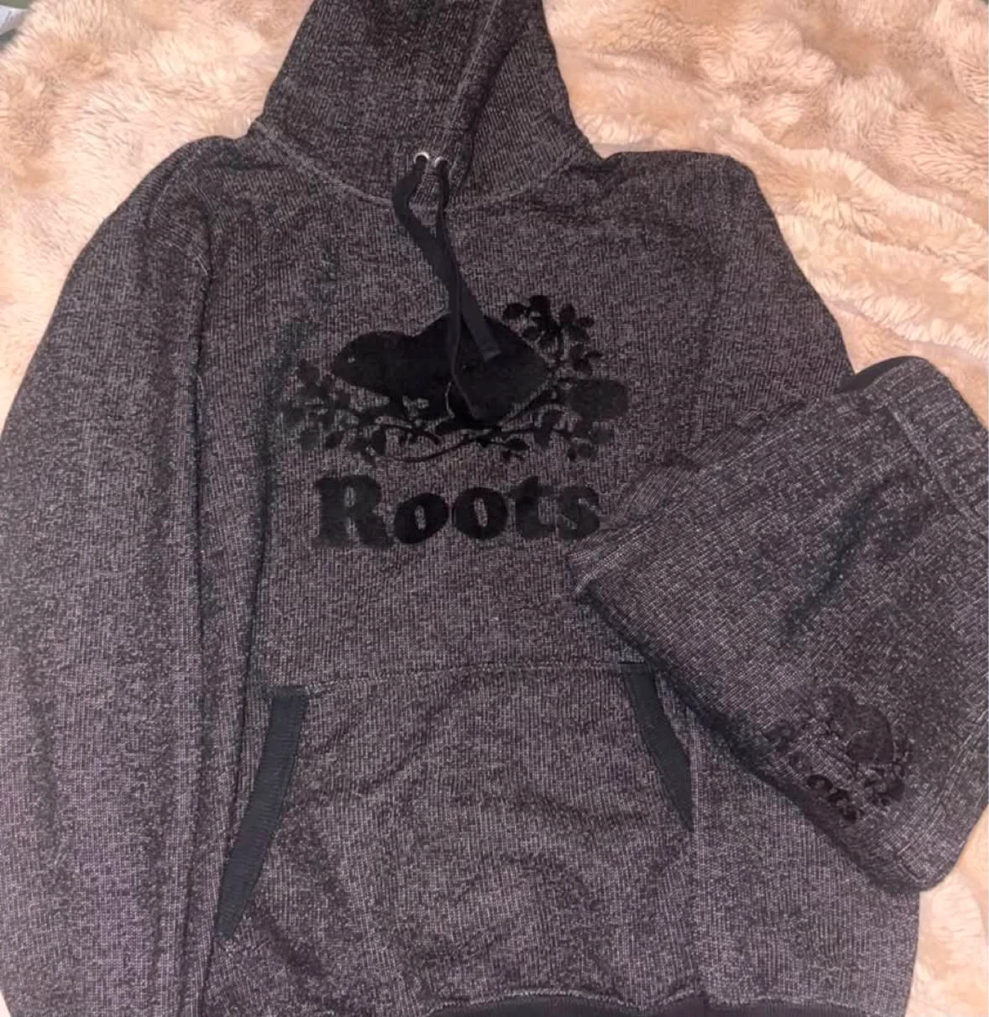 Roots Hoodie and Sweatpants Set Small Black