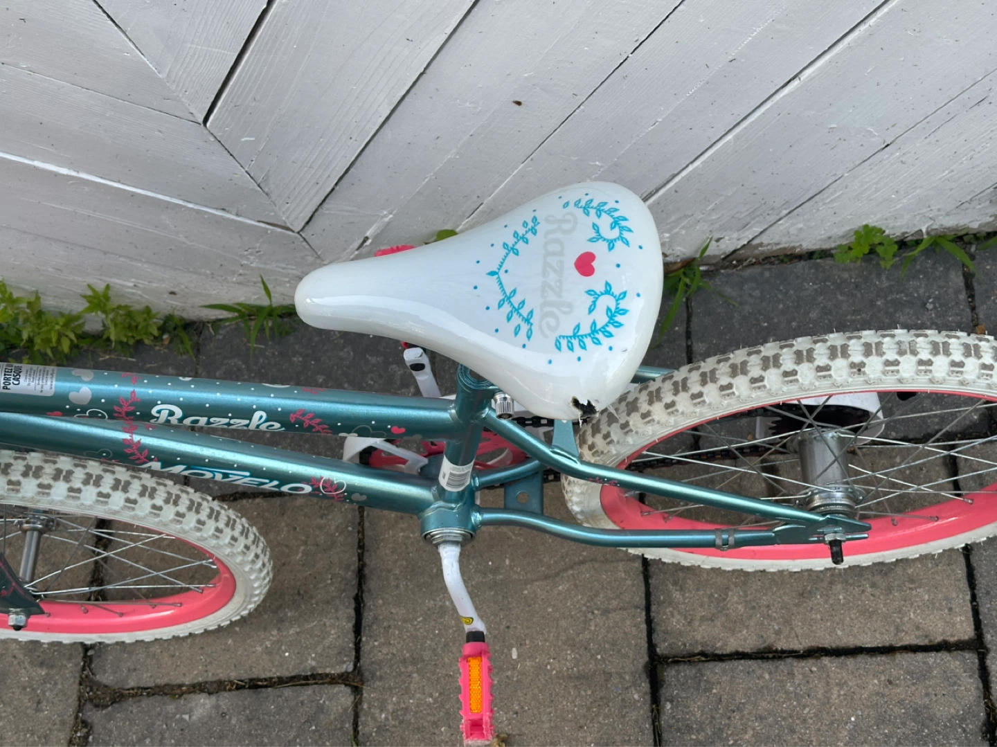 Movelo Razzle Kids Bike - photo 3