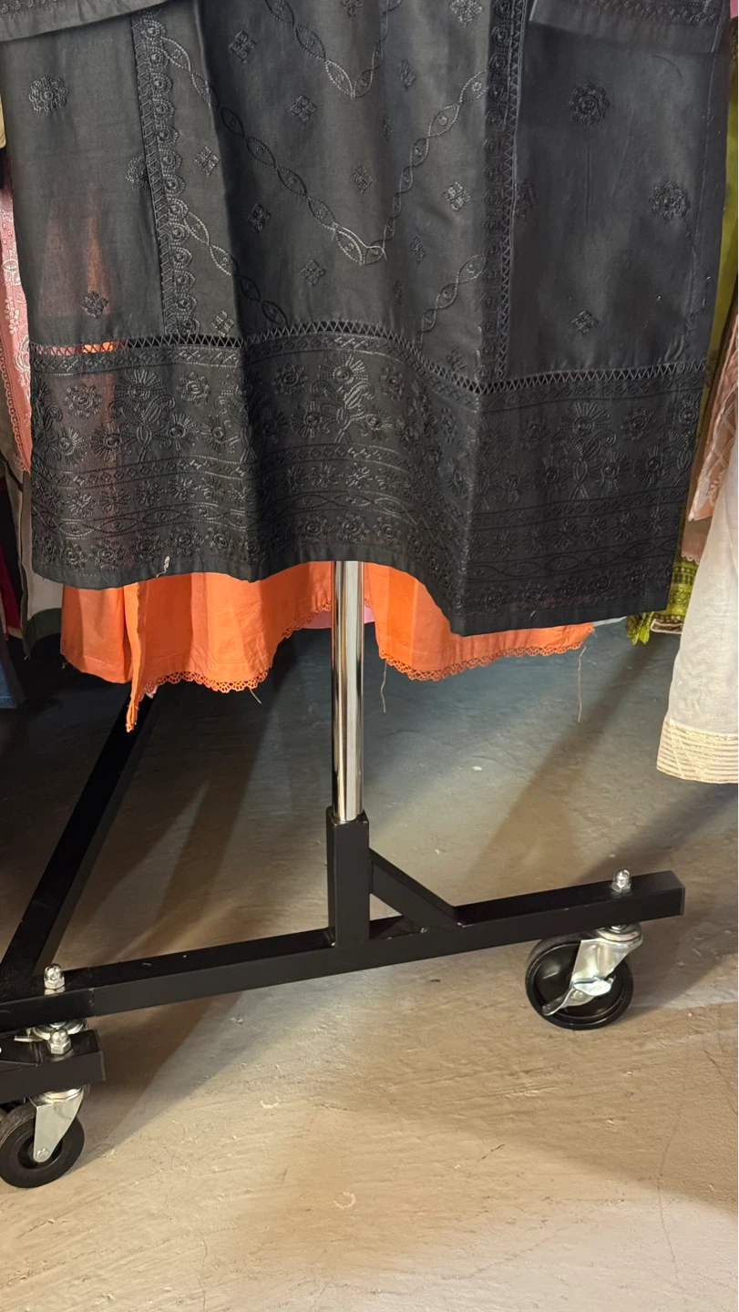 Black chikankari Kurti with Pants and Dupatta - photo 3