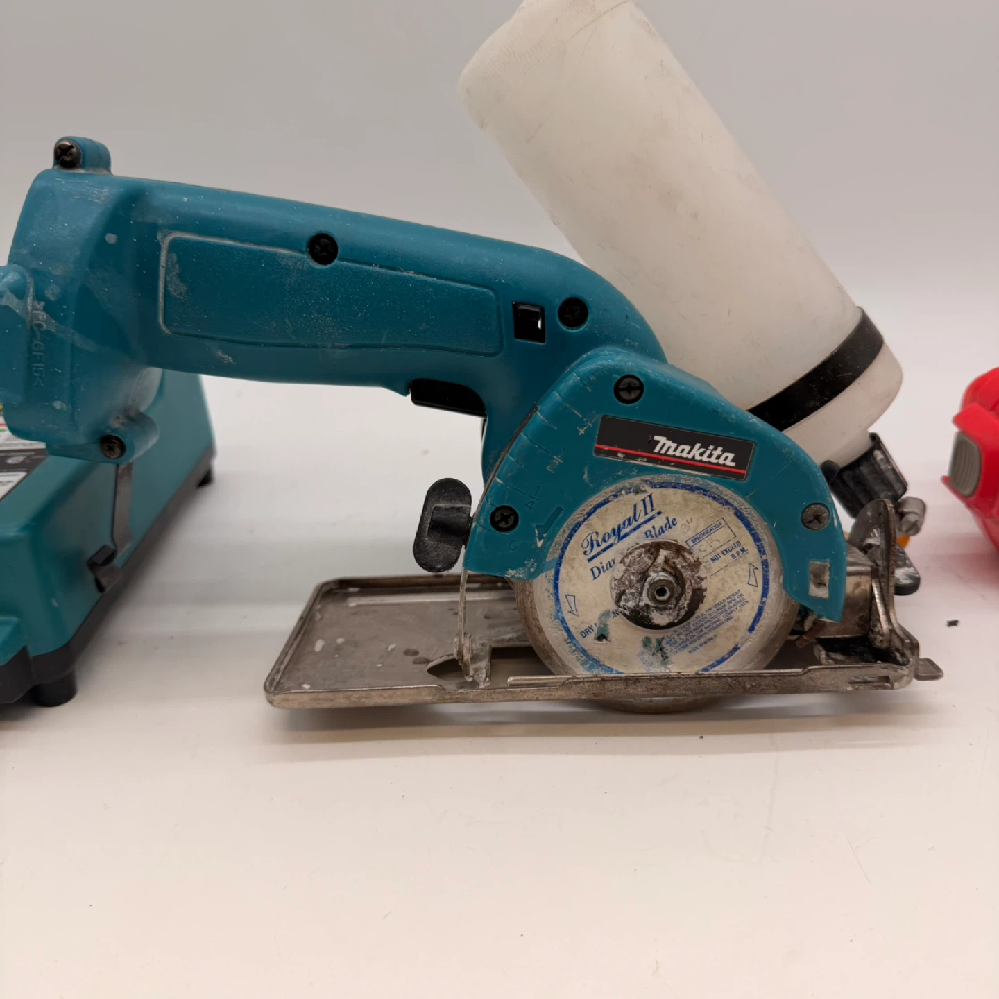 Makita 4191D 12V Cordless Tile Glass Cutter Saw w/ Charger & Bat - photo 2