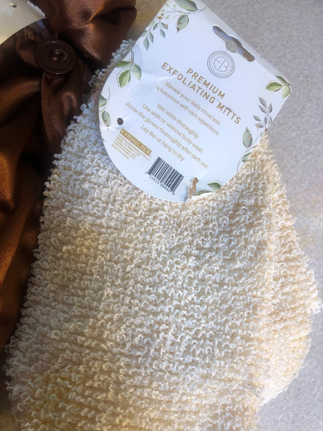 ⚽️ NEW Premium Exfoliating Mitts & Sailk Hair Cap - photo 2