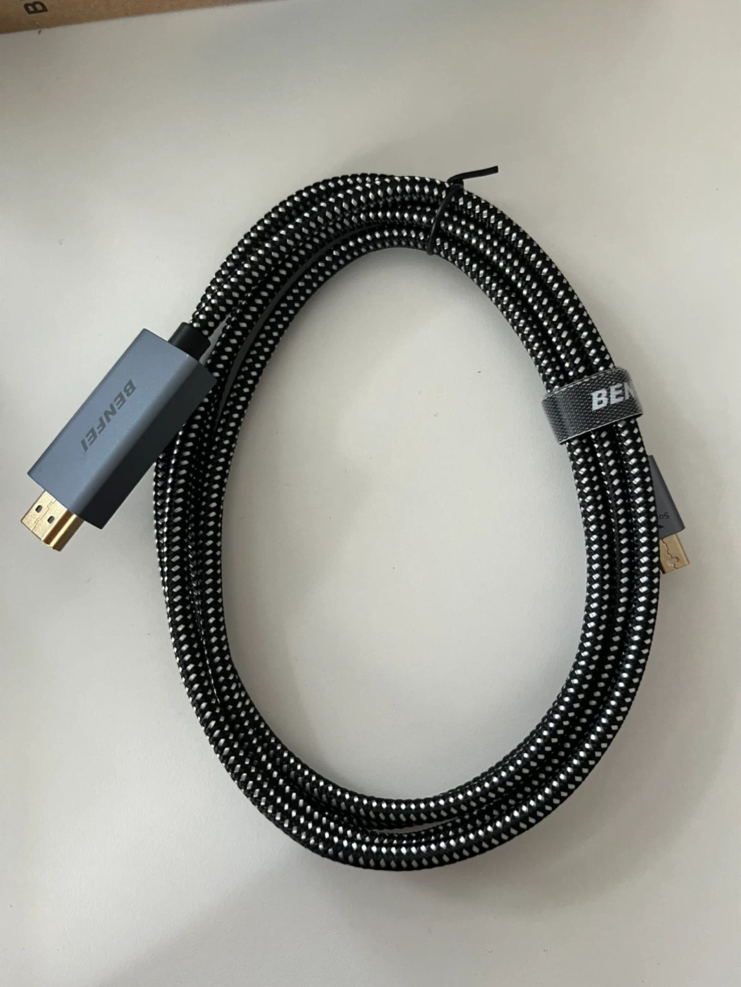 BENFEI Mini DisplayPort to HDMI Cable 6ft - photo 2