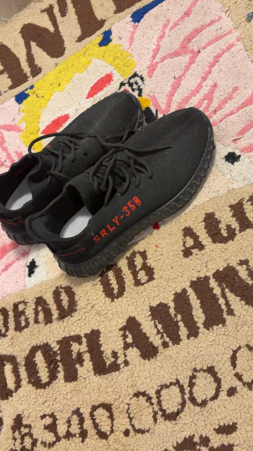 SRLY-358 Black Knit Sneakers
