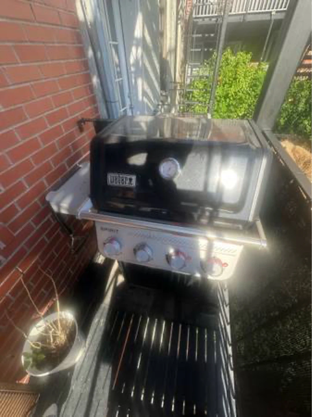 Weber Spirit E-425 Black 4 -Burner Liquid Propane Gas Grill - photo 2
