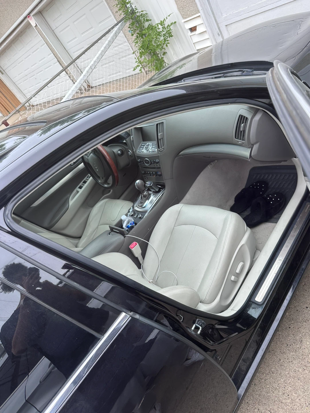 Infiniti G37x Sedan - photo 3
