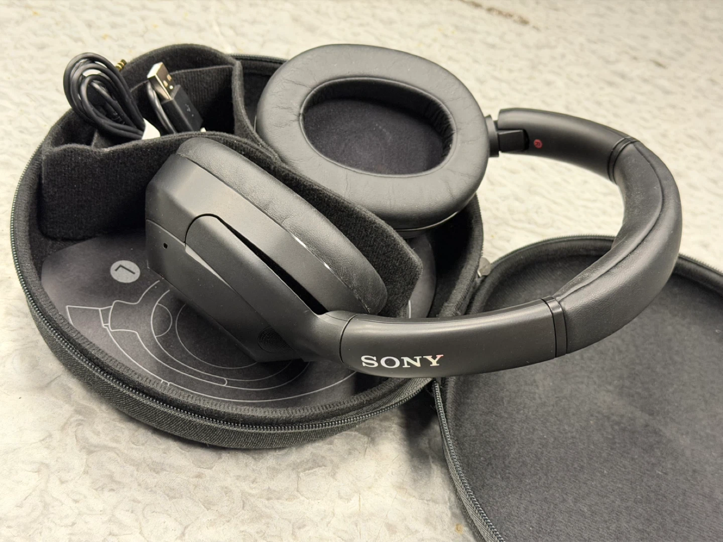 Sony ULT WEAR Over-Ear  Bluetooth Headphones - Black - photo 4