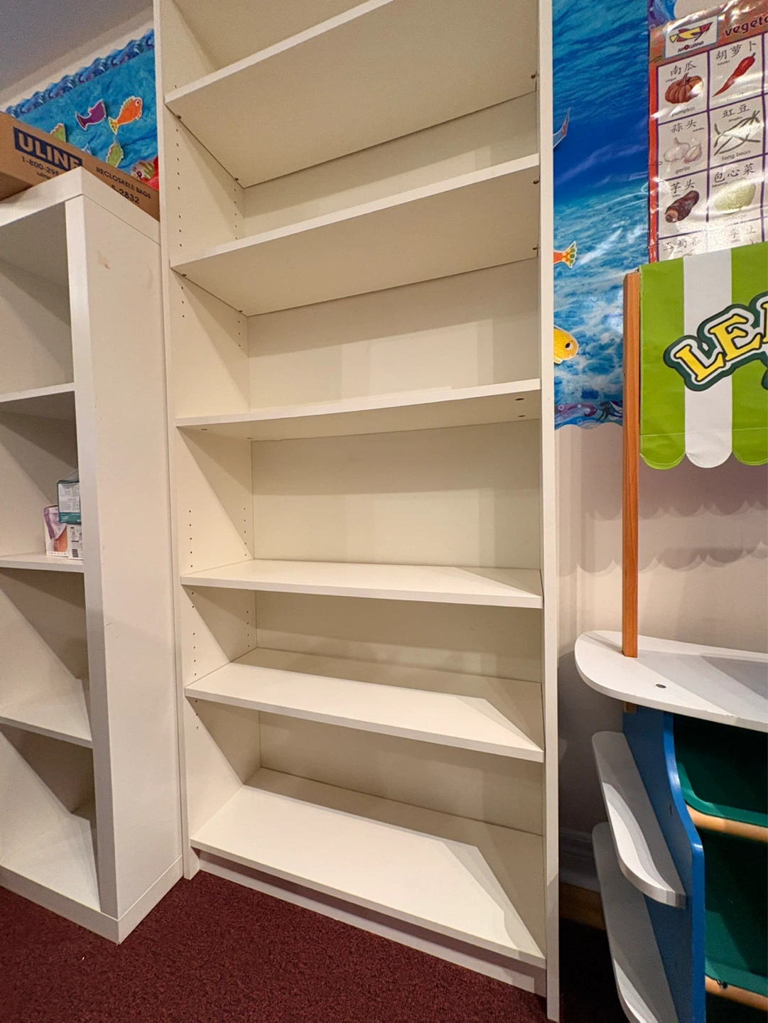 White Tall Bookcase w/adjustable shelves ⚽ ⚽ - photo 2
