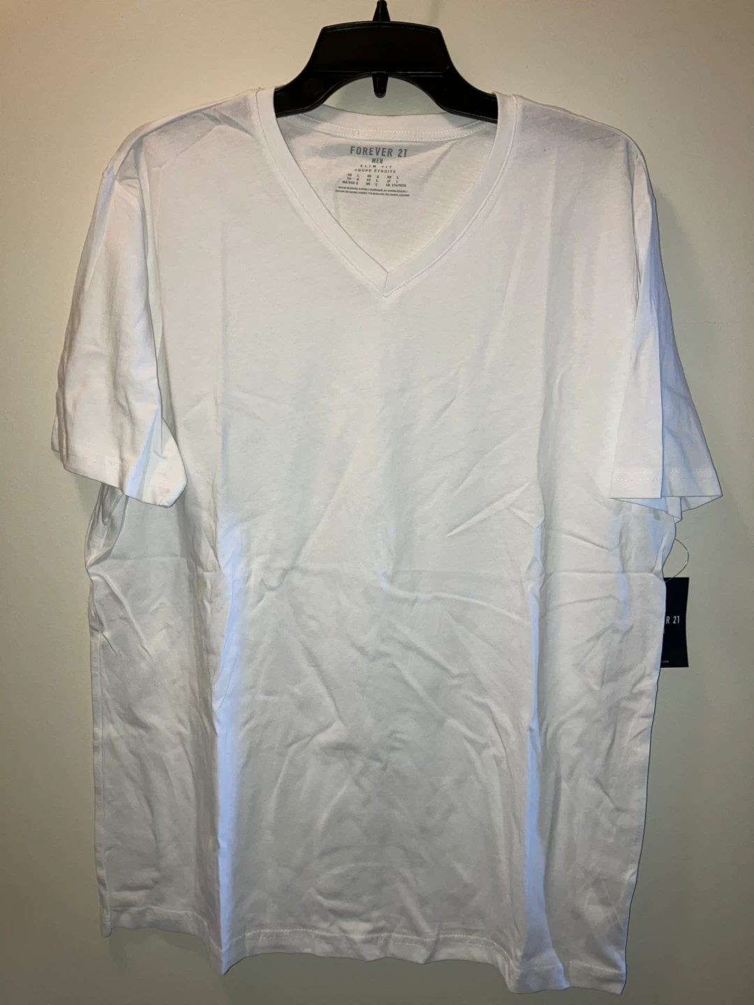 Forever 21 Men's White V-Neck T-Shirt