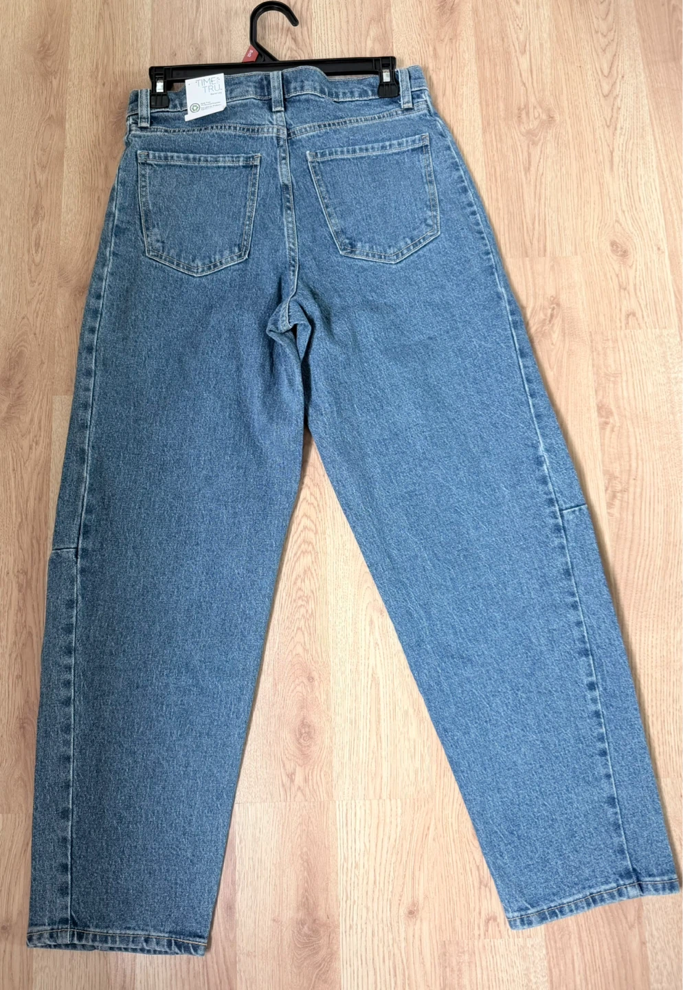 Women's High Rise Barrel Jeans- size 4⚽️ - photo 4