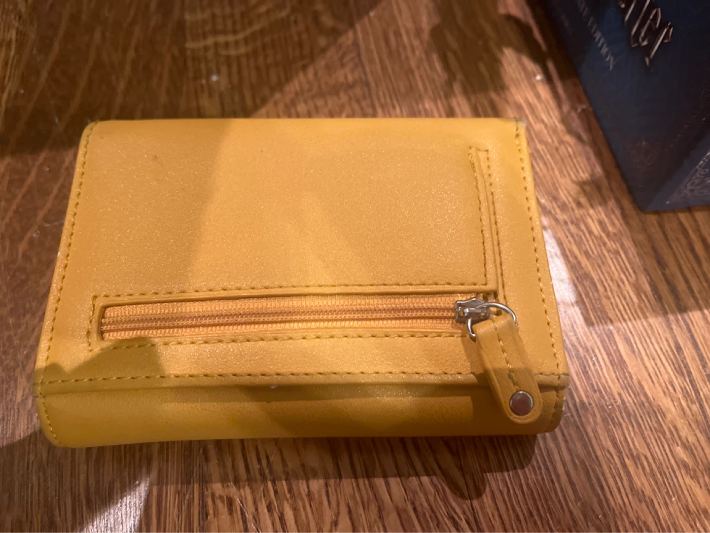 Used wallet - photo 2