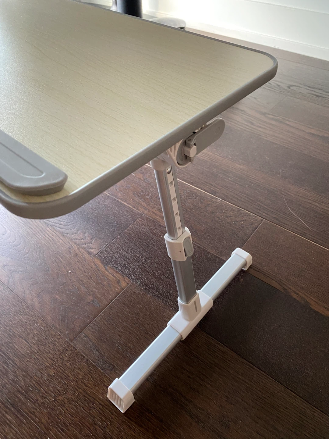 Adjustable Laptop Desk - photo 2