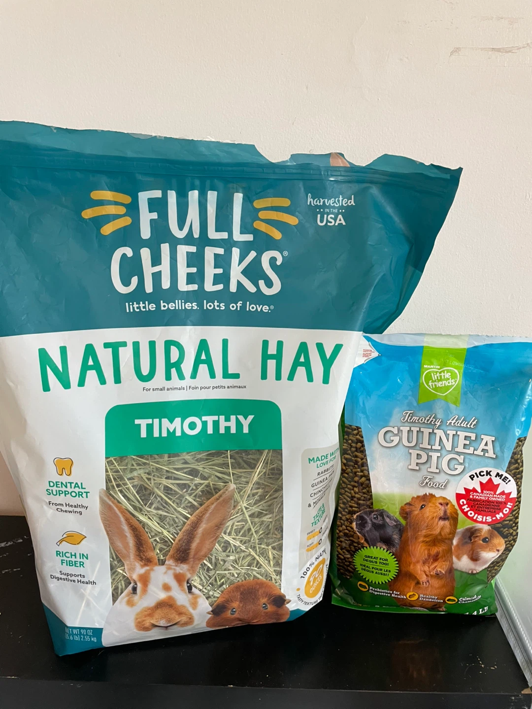 Timothy Hay & Guinea Pig Food