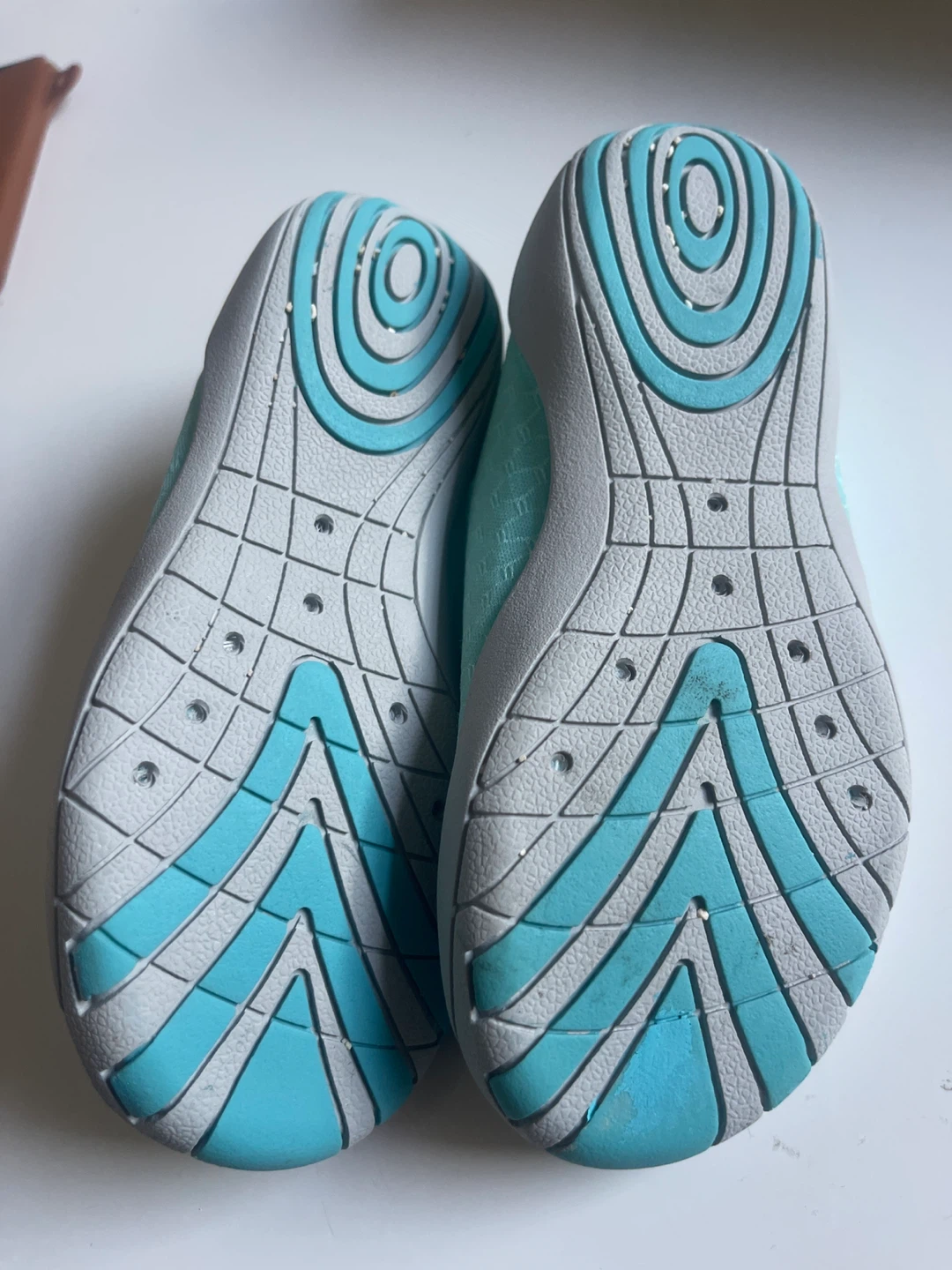 Kids Aqua Shoes Size 26 ⚽ - photo 3
