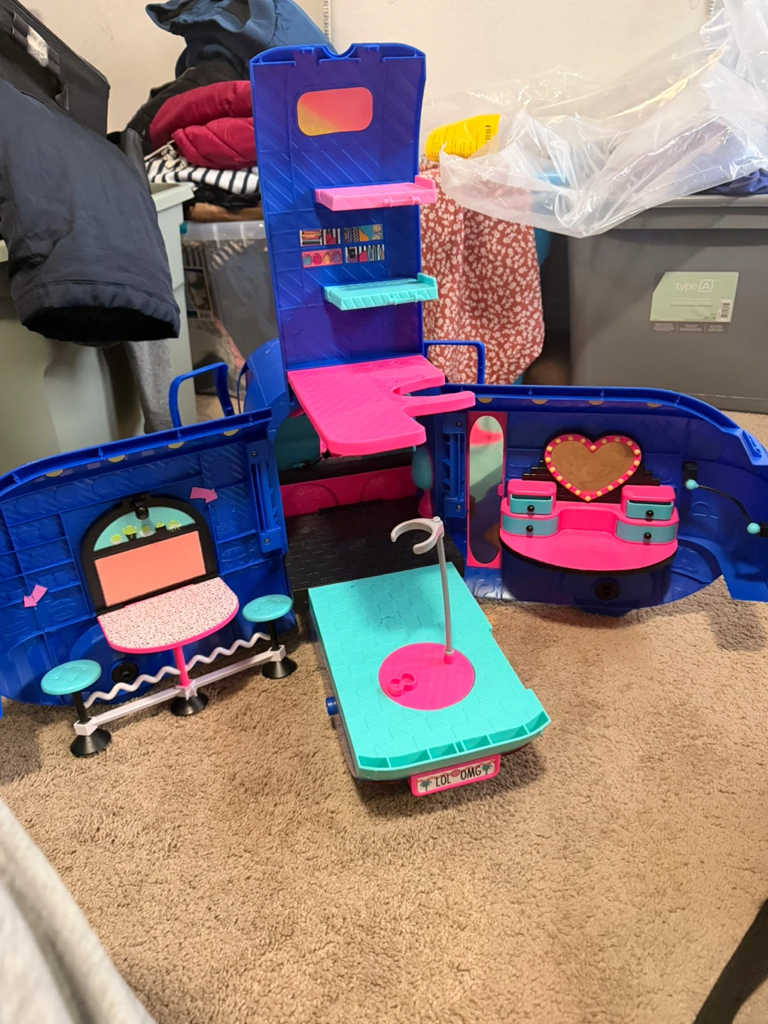 LOL Doll Glamping Camper Van Barbie - photo 2