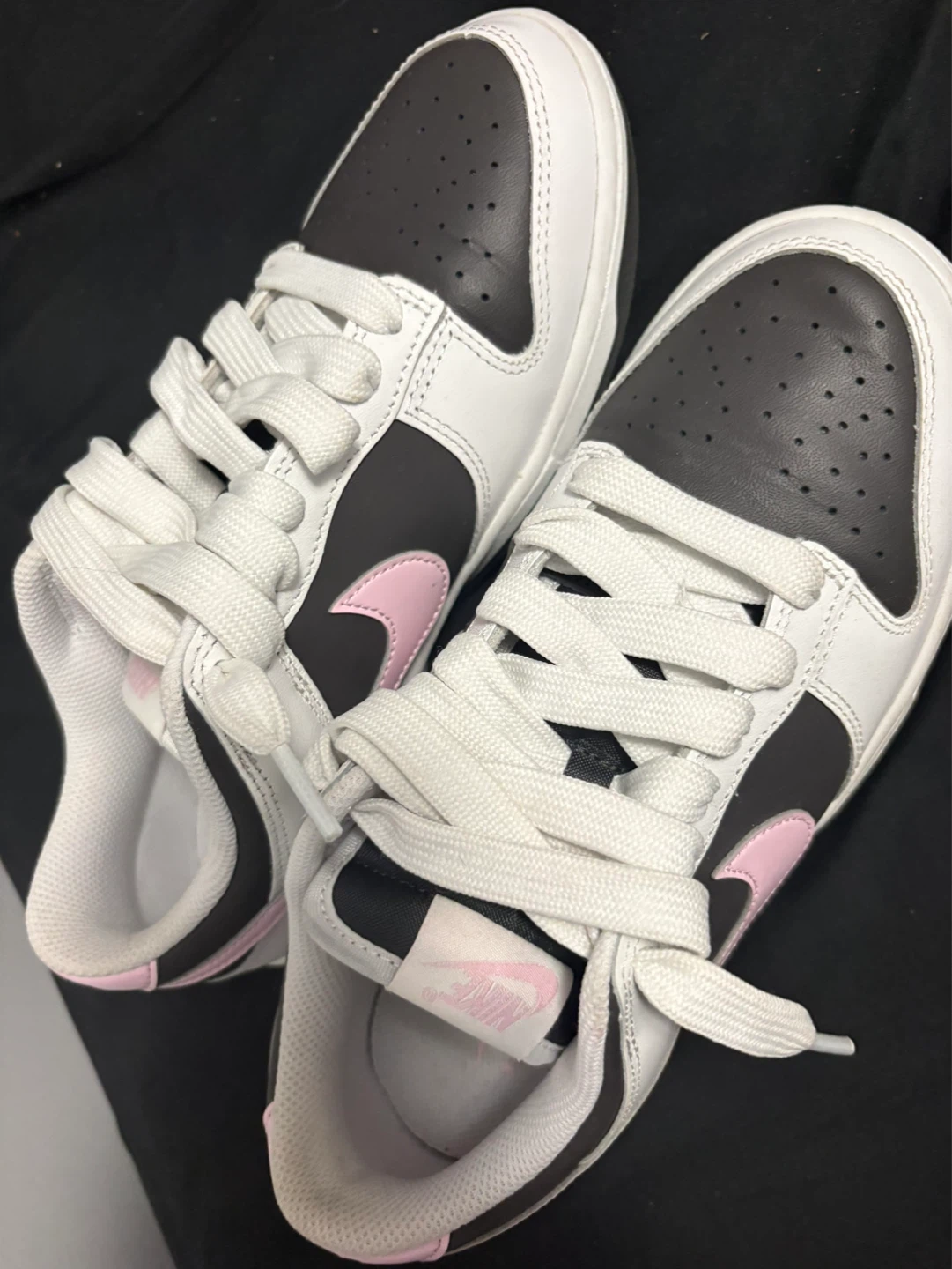 Nike Dunk Low Women's Summit White/Dark Brown/Pink