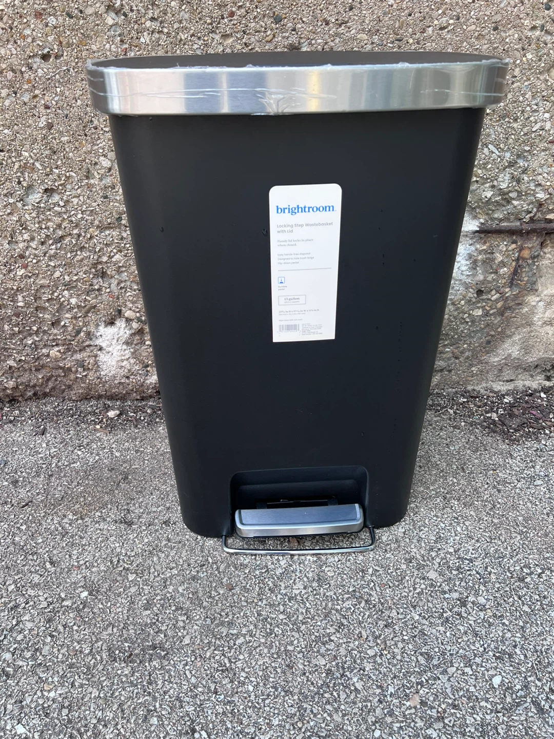 Brightroom Locking Step Wastebasket with Lid - 13 Gallon