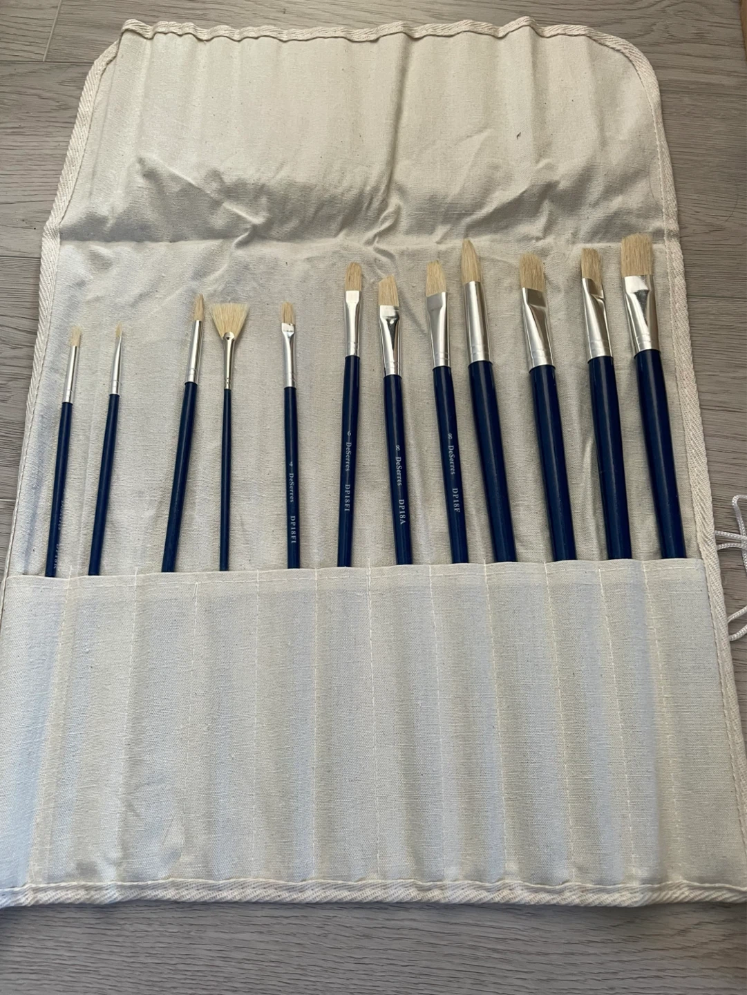 Art Brush Roll Case with 12 Brushes