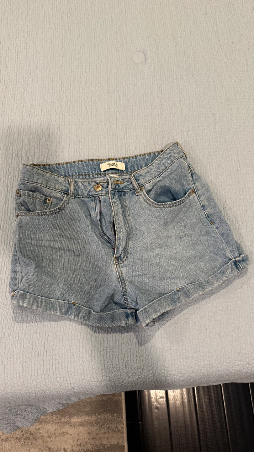 Forever 21 Denim Shorts - Size 26