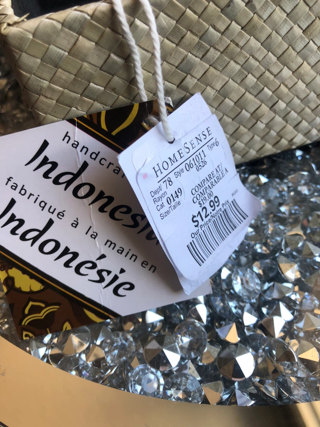 ⚽️ Homesense Woven Basket with Red Heart - photo 3