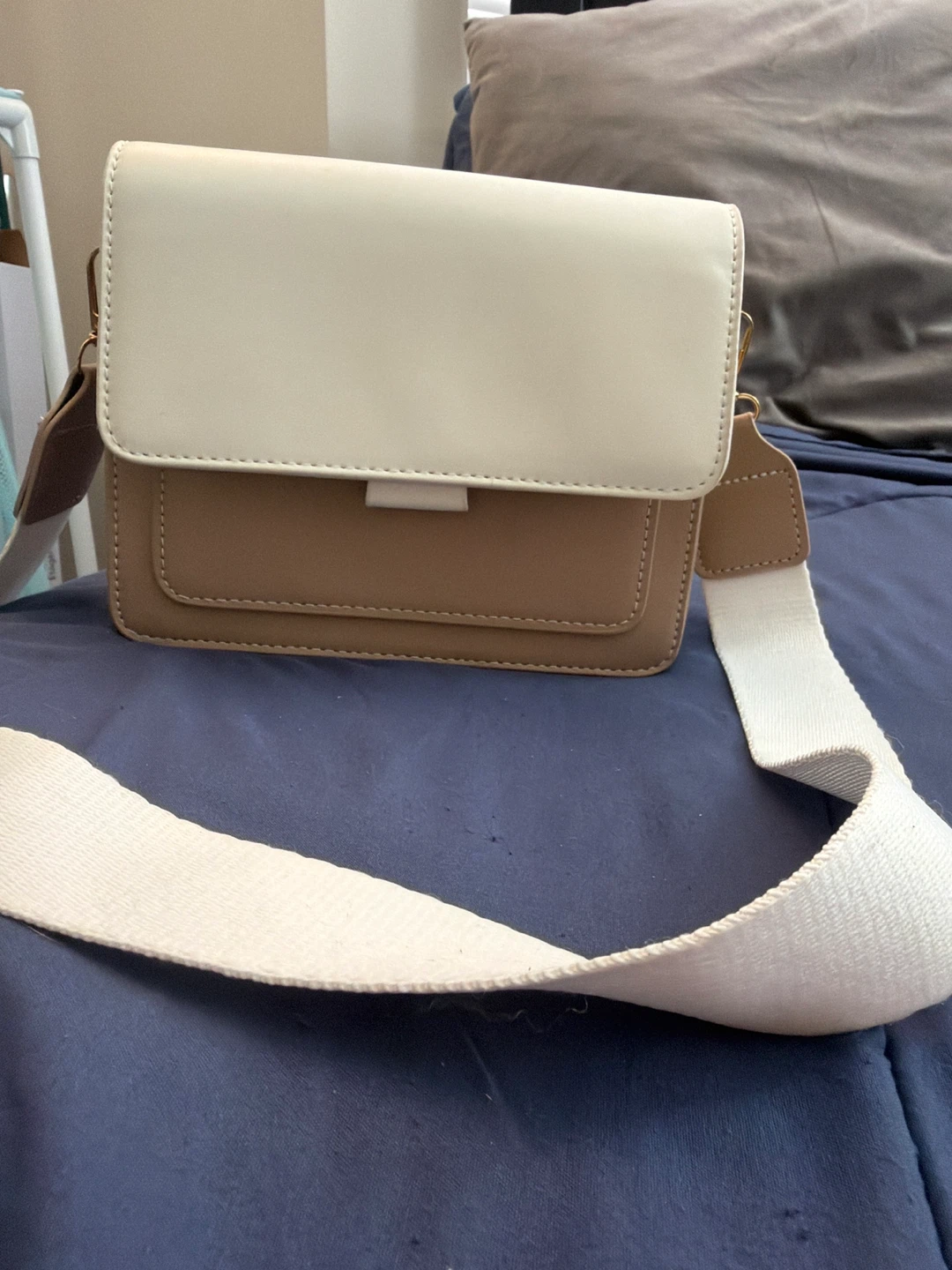 ⚽ Crossbody Bag