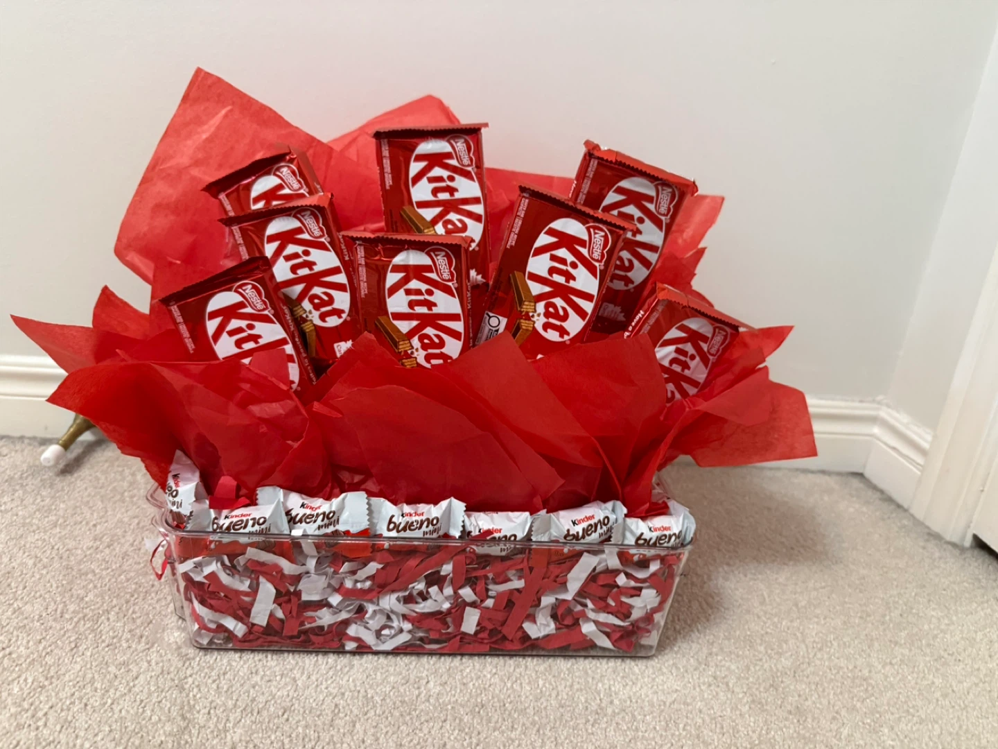 Nestlé Kit Kat & Kinder Bueno Chocolate Basket